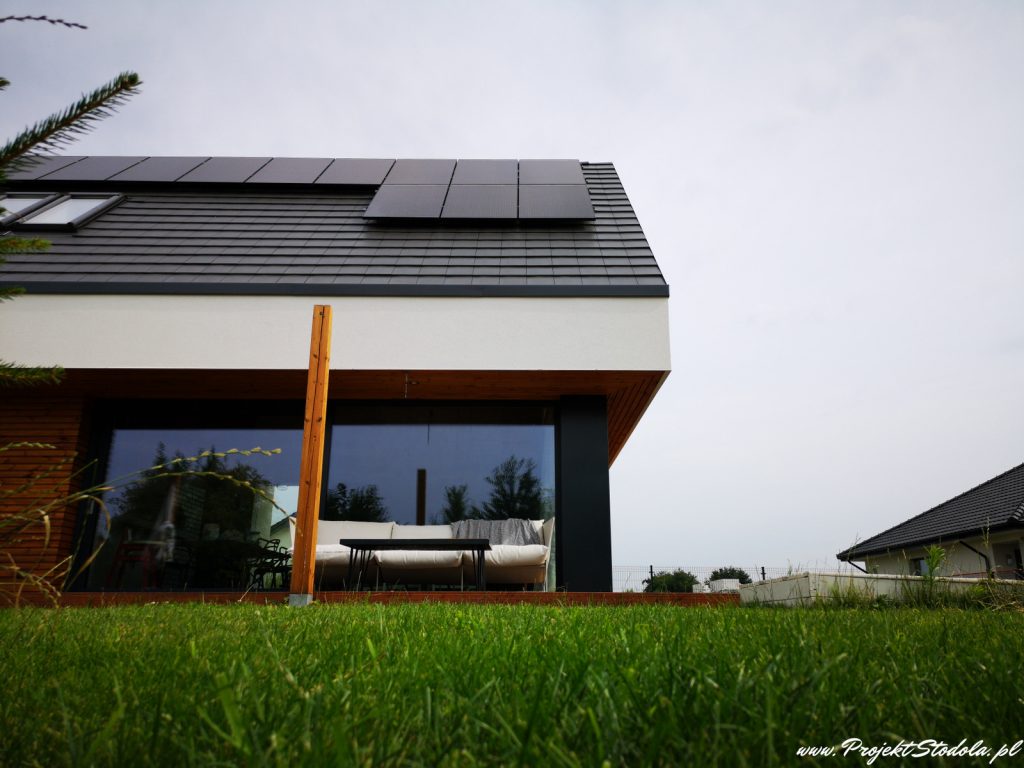 panele fotowoltaiczne black