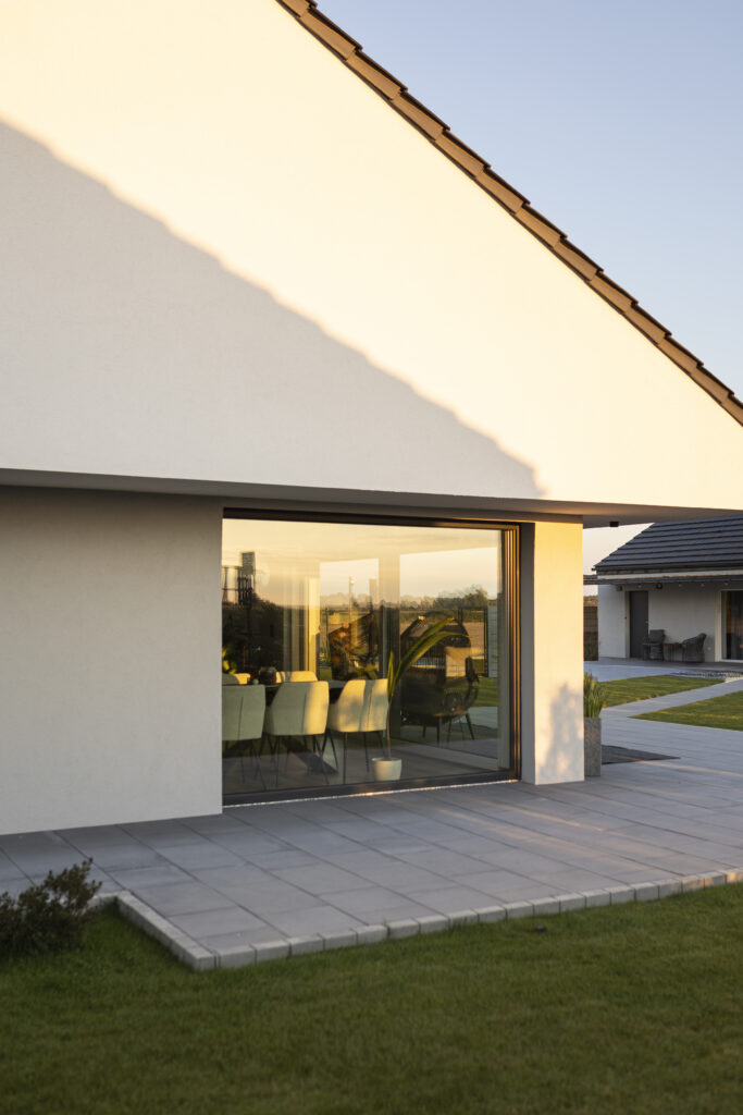 Stodoła S+ Premium widok od ogrodu